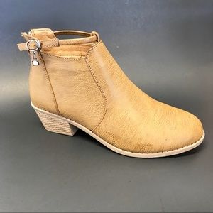 Single-strap Bootie